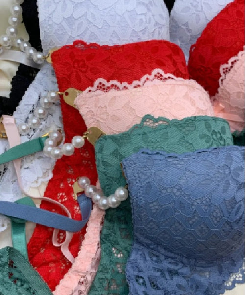 Elegant Lace Lingerie Set with Pearl Straps